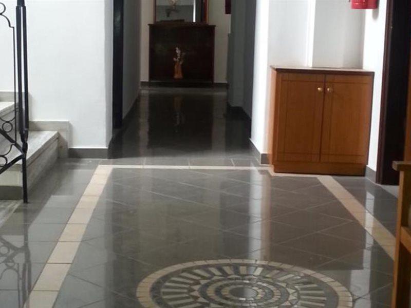 Karis Hotel คอสทาวน์ ภายนอก รูปภาพ