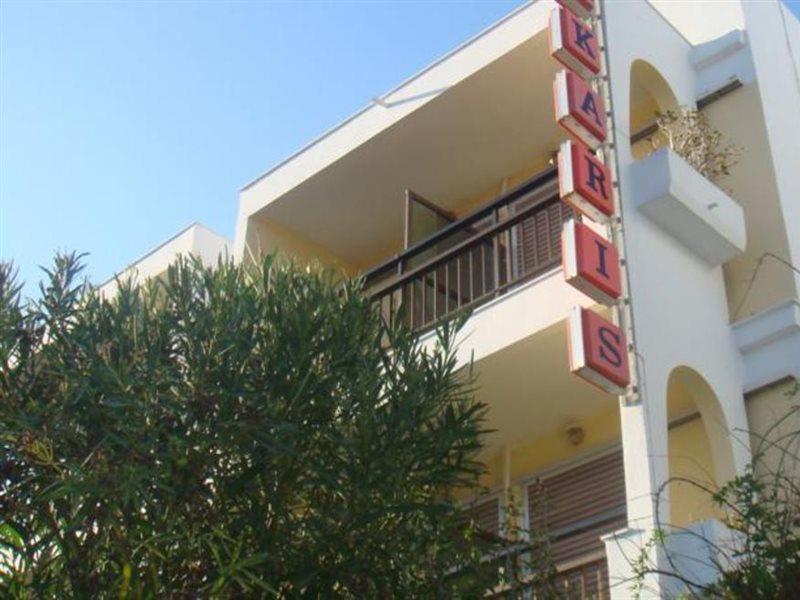 Karis Hotel คอสทาวน์ ภายนอก รูปภาพ