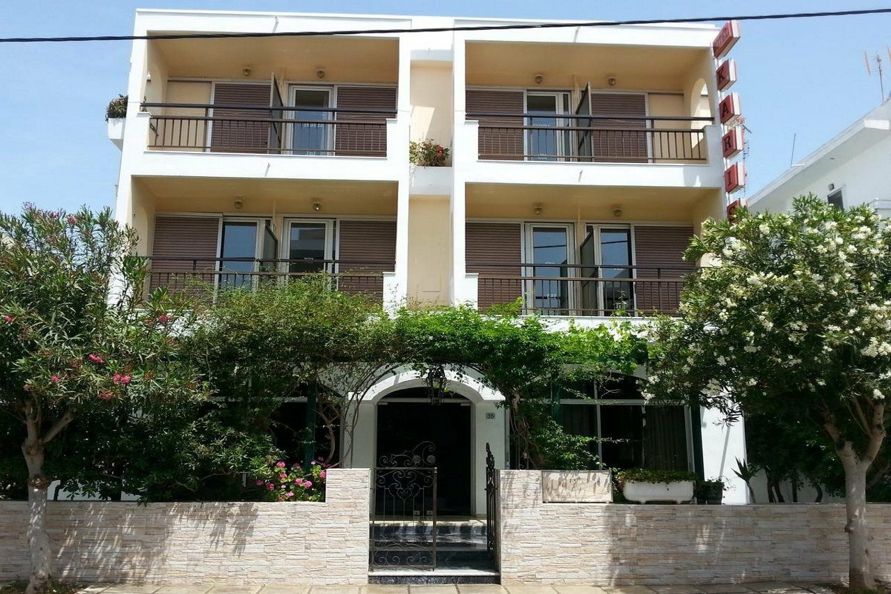 Karis Hotel คอสทาวน์ ภายนอก รูปภาพ